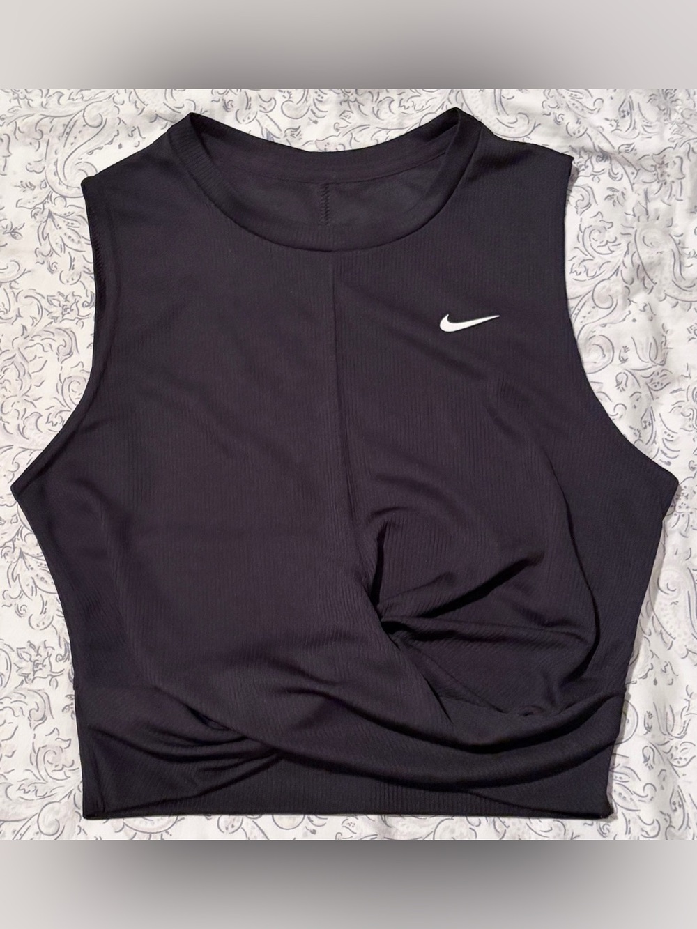 Nike Women’s Black Cropped Twist-Front Tank Top